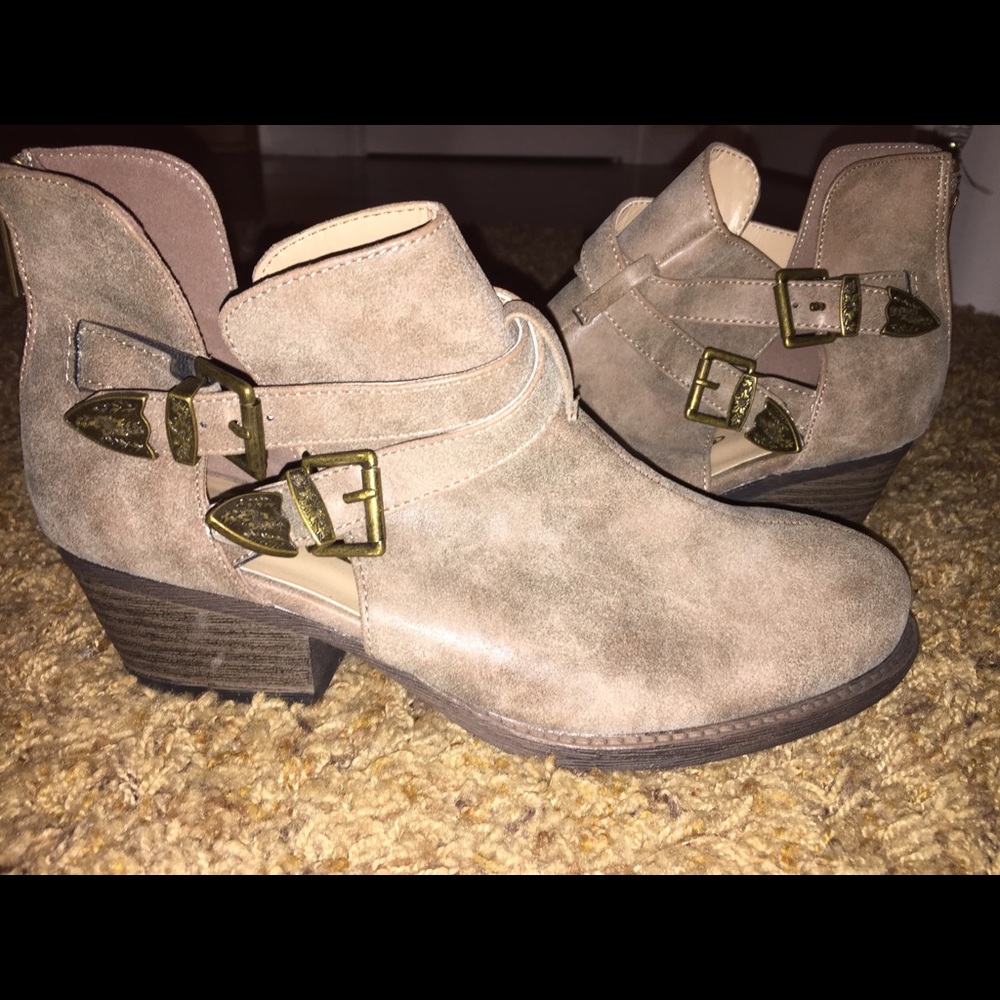 Oneill Booties with buckles